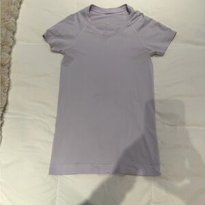lululemon athletica Light Purple Short Sleeve Tee